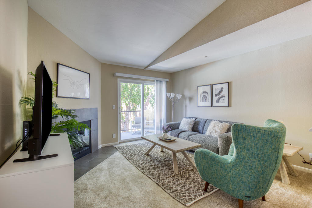 How To Get an Apartment Out of State Without a Job Zeus Zeus Living